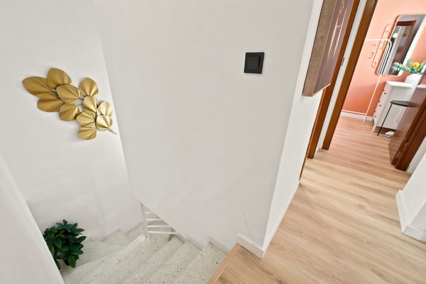 Tranquil Living in the Heart of the City, Duplex in Málaga Historic Centre