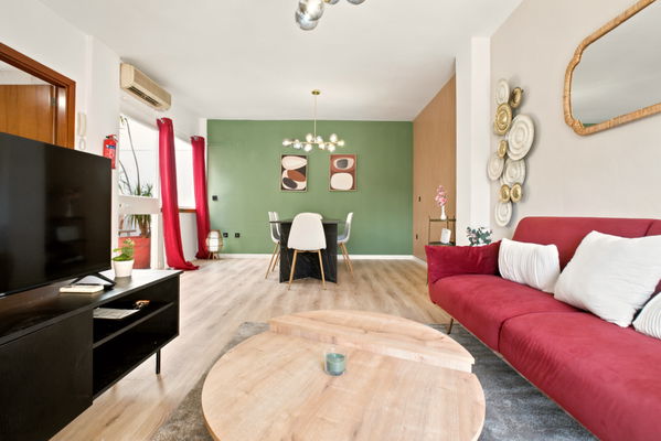 Tranquil Living in the Heart of the City, Duplex in Málaga Historic Centre