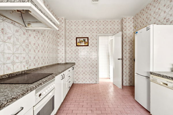 Spacious Apartment with timeless character in Soho, Málaga