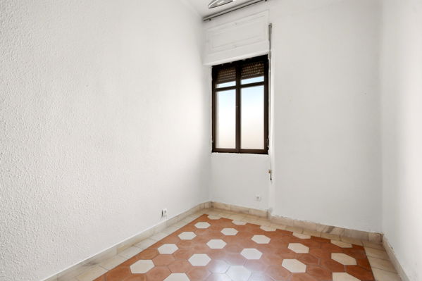 Spacious Apartment with timeless character in Soho, Málaga