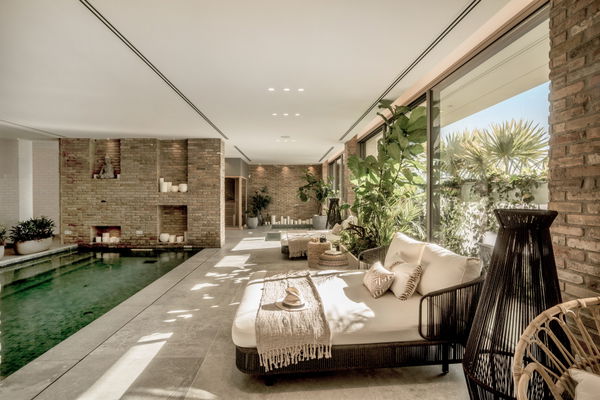 A newly contemporary luxury villa with panoramic sea views in La Quinta, Benahavís