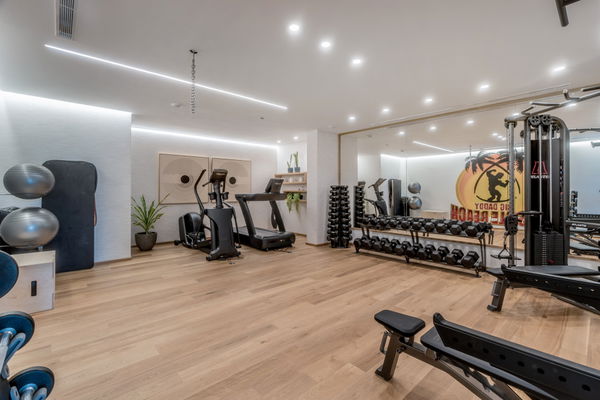 A newly contemporary luxury villa with panoramic sea views in La Quinta, Benahavís