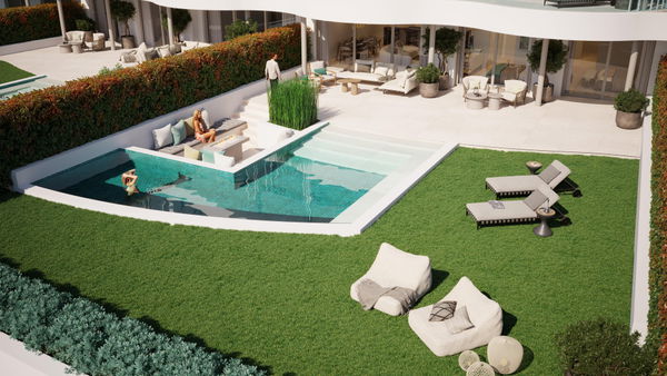 Luxurious apartment with private garden and pool in gated community in Benahavís
