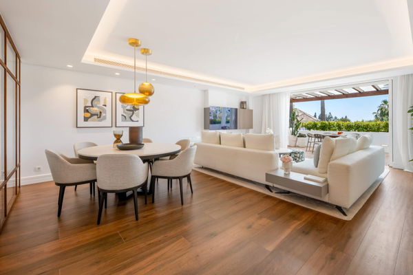 Elegant apartment in Monte Paraiso, Marbella Golden Mile