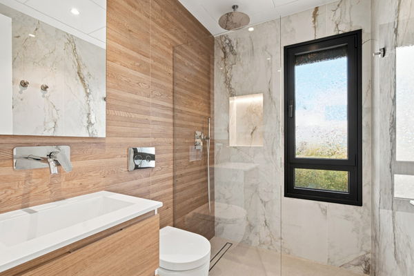 Contemporary Villa with Sea Views in El Limonar, Málaga Este
