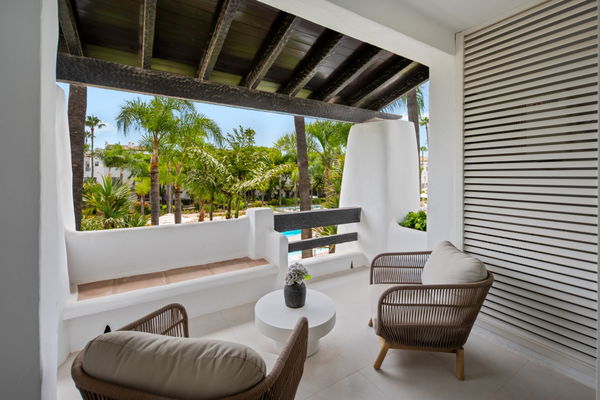 Exclusive apartment mediterranean living at Puente Romano, Marbella