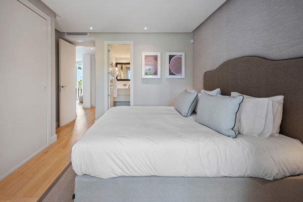 Exclusive apartment mediterranean living at Puente Romano, Marbella