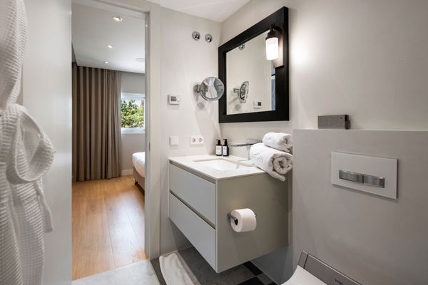 Exclusive apartment mediterranean living at Puente Romano, Marbella