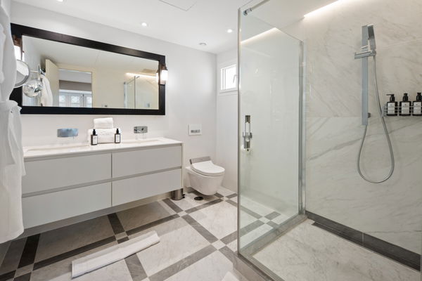 Exclusive apartment mediterranean living at Puente Romano, Marbella