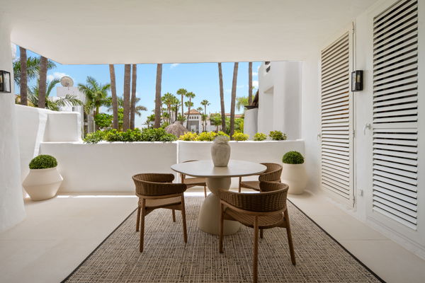 Exclusive apartment mediterranean living at Puente Romano, Marbella