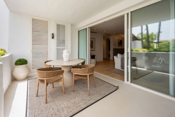 Exclusive apartment mediterranean living at Puente Romano, Marbella