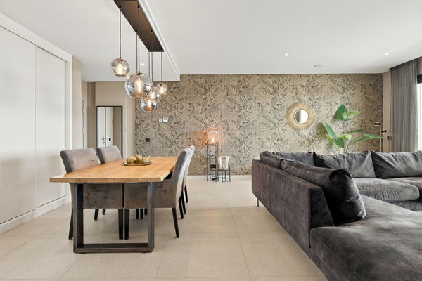 Refined golf resort apartment with sea views, in Finca Cortesin, Málaga