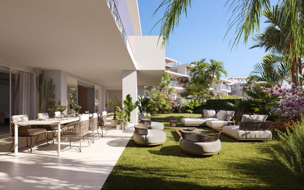 Beautiful apartment with huge terraces on the Golden Mile Marbella
