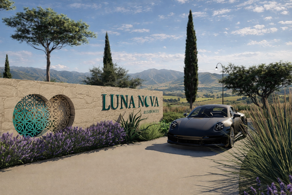 Exclusive Eichholtz Ground Floor Apartment with Private Pool in Luna Nova, Guaro