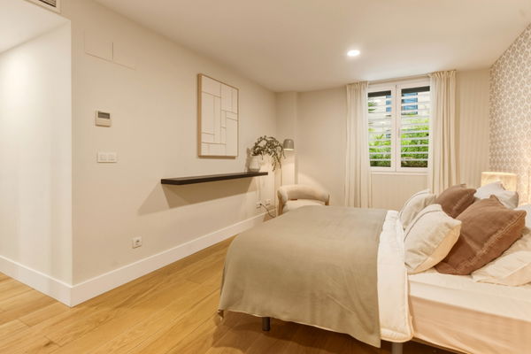 Luxury apartment for rent opposite Málaga Cathedral, Historic Centre - Long term, fully furnished