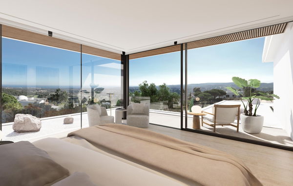 Architectural villa with Infinity pool and panoramic sea views in La Reserva, Sotogrande