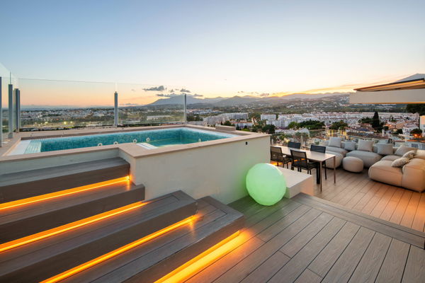 Modern luxury villa with panoramic views in Nueva Andalucía, Marbella