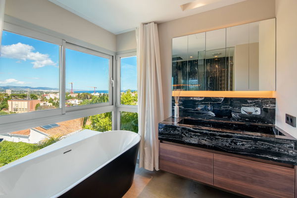 Modern luxury villa with panoramic views in Nueva Andalucía, Marbella