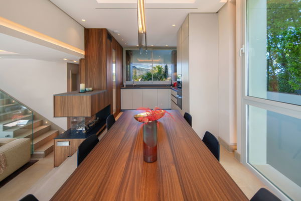Modern luxury villa with panoramic views in Nueva Andalucía, Marbella