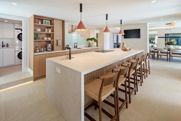 Remarkable frontline golf villa in La Cerquilla, Nueva Andalucía