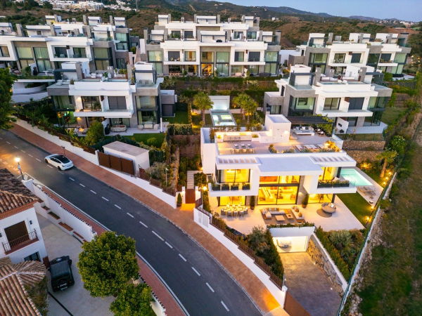 Exceptional villa by Pedro Peña interiors in the beautiful area of Rio Real, Marbella