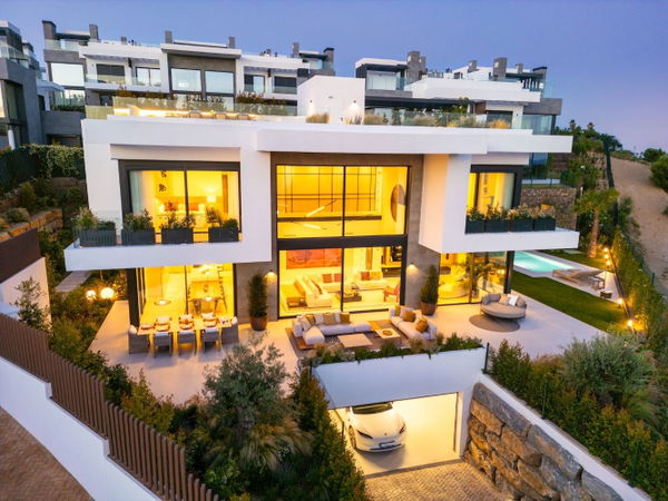 Exceptional villa by Pedro Peña interiors in the beautiful area of Rio Real, Marbella