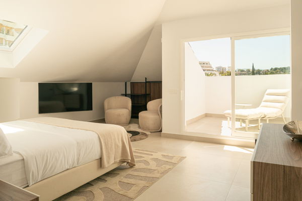 A one-of-a-kind boutique penthouse in Las Lolas, Nueva Andalucía