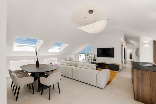 A one-of-a-kind boutique penthouse in Las Lolas, Nueva Andalucía