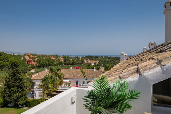 A one-of-a-kind boutique penthouse in Las Lolas, Nueva Andalucía