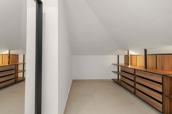 A one-of-a-kind boutique penthouse in Las Lolas, Nueva Andalucía