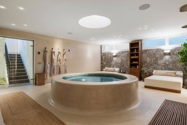Refined villa defined by balance and design in Nueva Andalucía, Marbella
