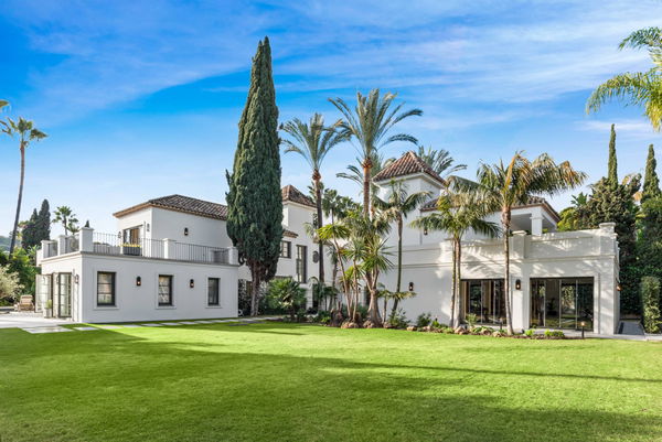 Refined villa defined by balance and design in Nueva Andalucía, Marbella