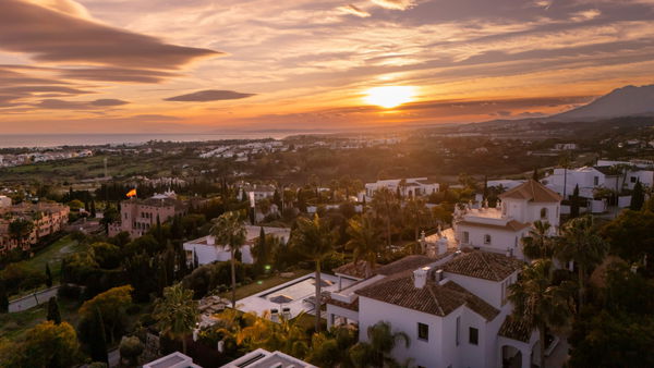 Modern andalusian villa with panoramic sea views in Los flamingos, Benahavís