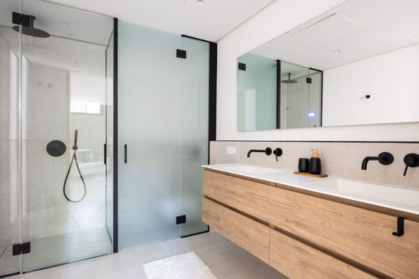 Modern andalusian villa with panoramic sea views in Los flamingos, Benahavís