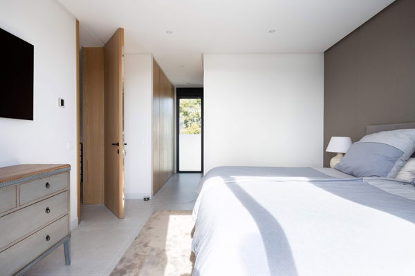 Modern andalusian villa with panoramic sea views in Los flamingos, Benahavís