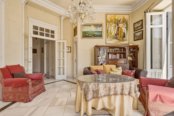 A rare historic apartment on Málaga's iconic Calle Larios