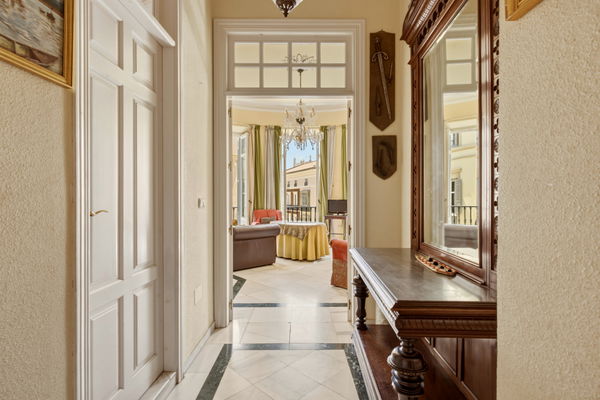 A rare historic apartment on Málaga's iconic Calle Larios