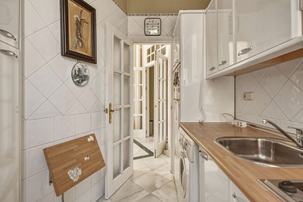 A rare historic apartment on Málaga's iconic Calle Larios