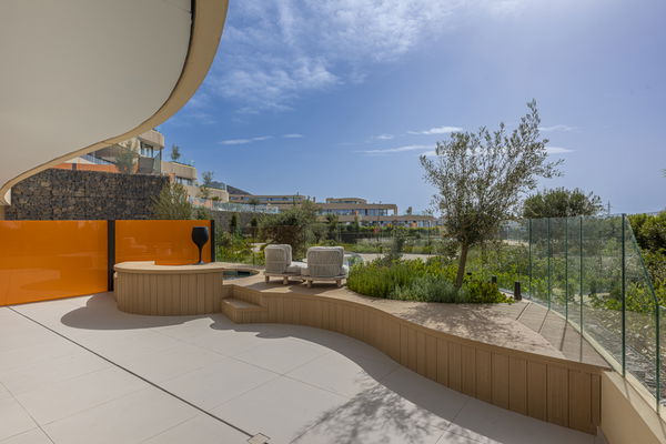 Elegant ground floor apartment with expansive terrace in South Residences, Higuerón Resort