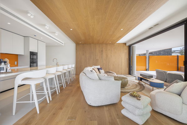 Elegant ground floor apartment with expansive terrace in South Residences, Higuerón Resort