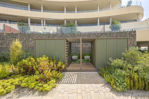 Elegant ground floor apartment with expansive terrace in South Residences, Higuerón Resort
