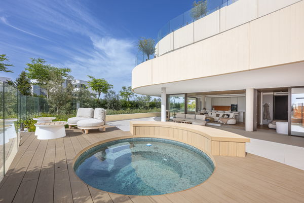 Elegant ground floor apartment with expansive terrace in South Residences, Higuerón Resort