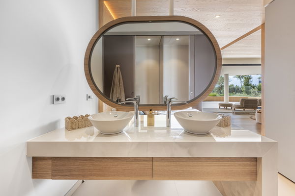 Elegant ground floor apartment with expansive terrace in South Residences, Higuerón Resort