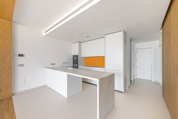 Contemporary apartment with spectacular sea views in South Residences, Higuerón Resort