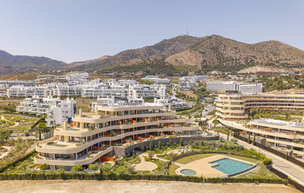 Contemporary apartment with spectacular sea views in South Residences, Higuerón Resort