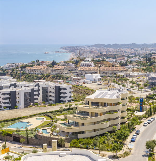 Contemporary apartment with spectacular sea views in South Residences, Higuerón Resort