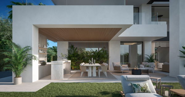 Modern villa with spacious garden in Bel Air, New Golden Mile