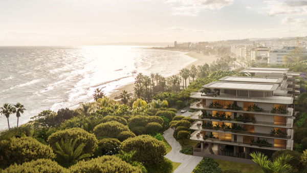Stylish frontline beach apartment with panoramic sea views at Tyrian, Estepona
