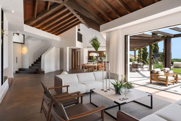 Contemporary masterpiece of architectural luxury in El Herrojo, Benahavís