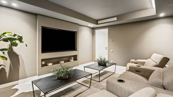 Refined contemporary living with sea views in Los Naranjos, Nueva Andalucía